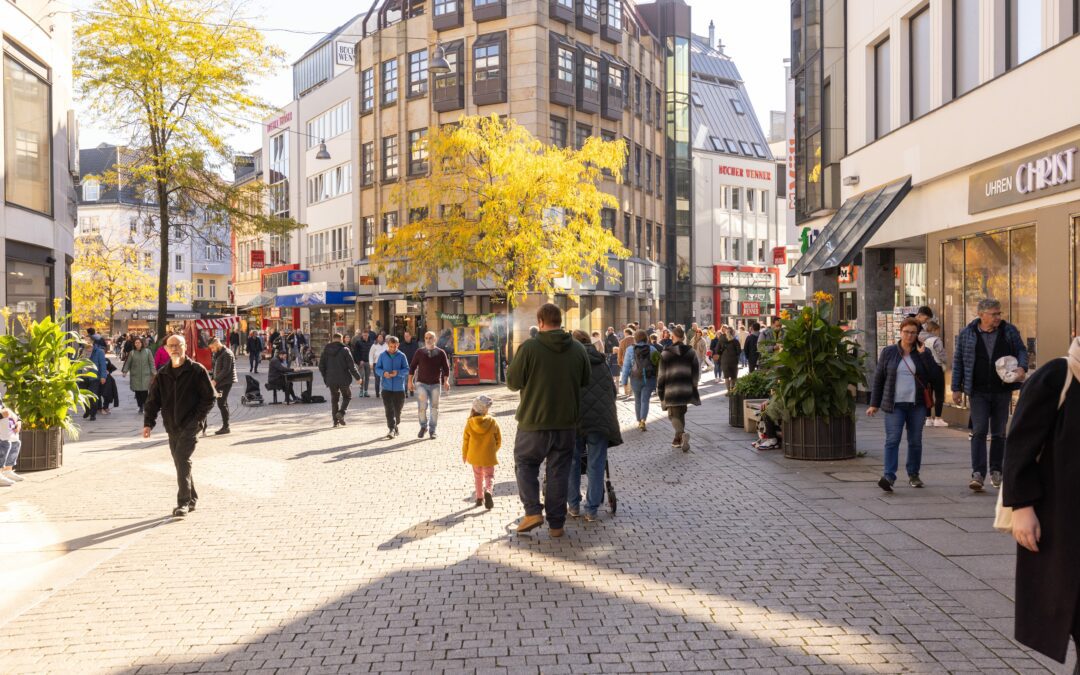 Westfalentag in Osnabrück: Sommerwetter, volle Straßen – und musikalische Vorfreude auf dem Domplatz