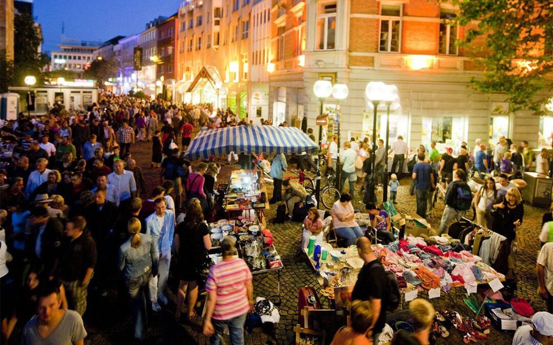 Nacht­floh­markt kehrt am 25. April in die Osnabrücker Altstadt zurück